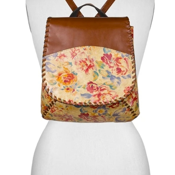 aberdeen backpack in mini bloom patricia nash Berenice Straw Small Lightweight womens backpack for travel Convertible Backpack Alencon Patricia Nash